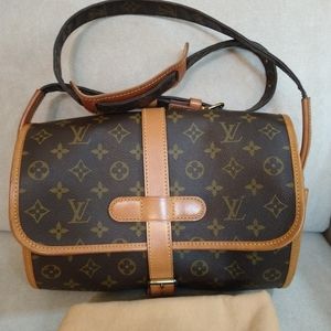 SOLD - Louis Vuitton Monogram Marne